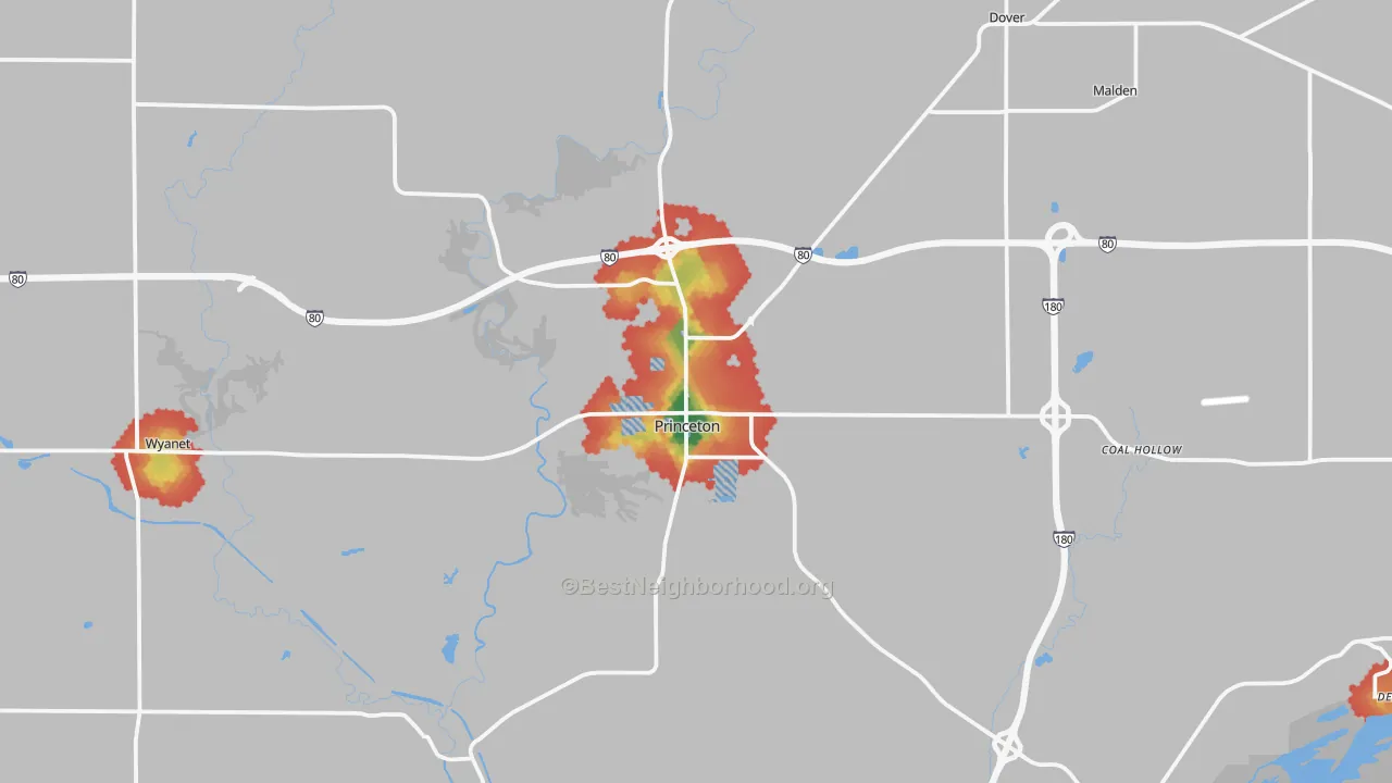 Walk Grade map of Princeton, IL, walkable areas in green and car-dependent areas in red