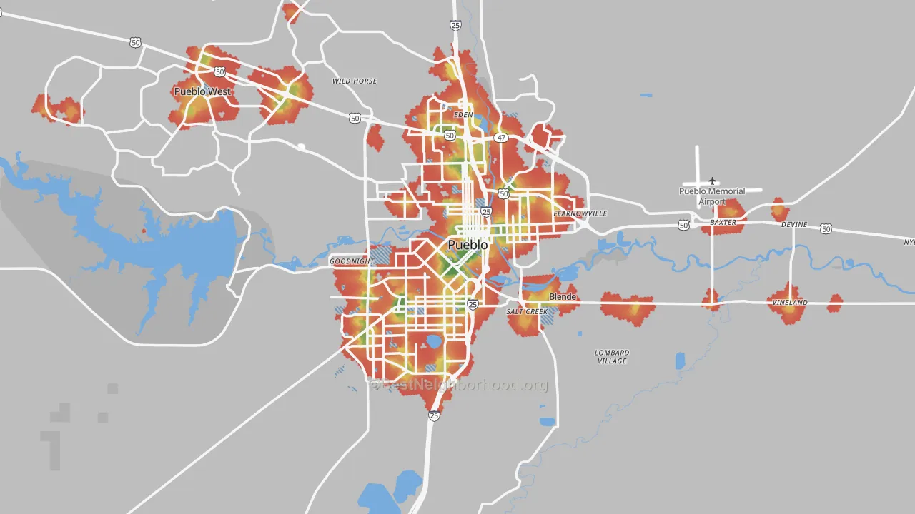 Walk Grade map of Pueblo, CO, walkable areas in green and car-dependent areas in red