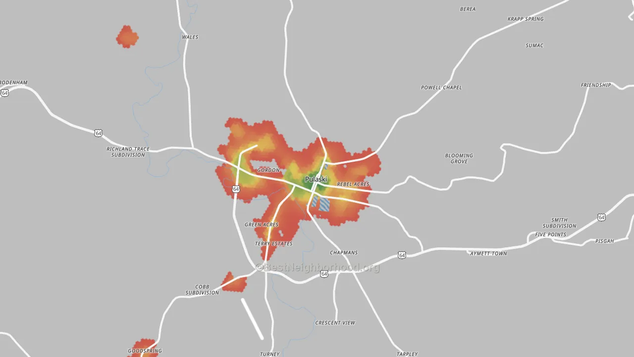 Walk Grade map of Pulaski, TN, walkable areas in green and car-dependent areas in red