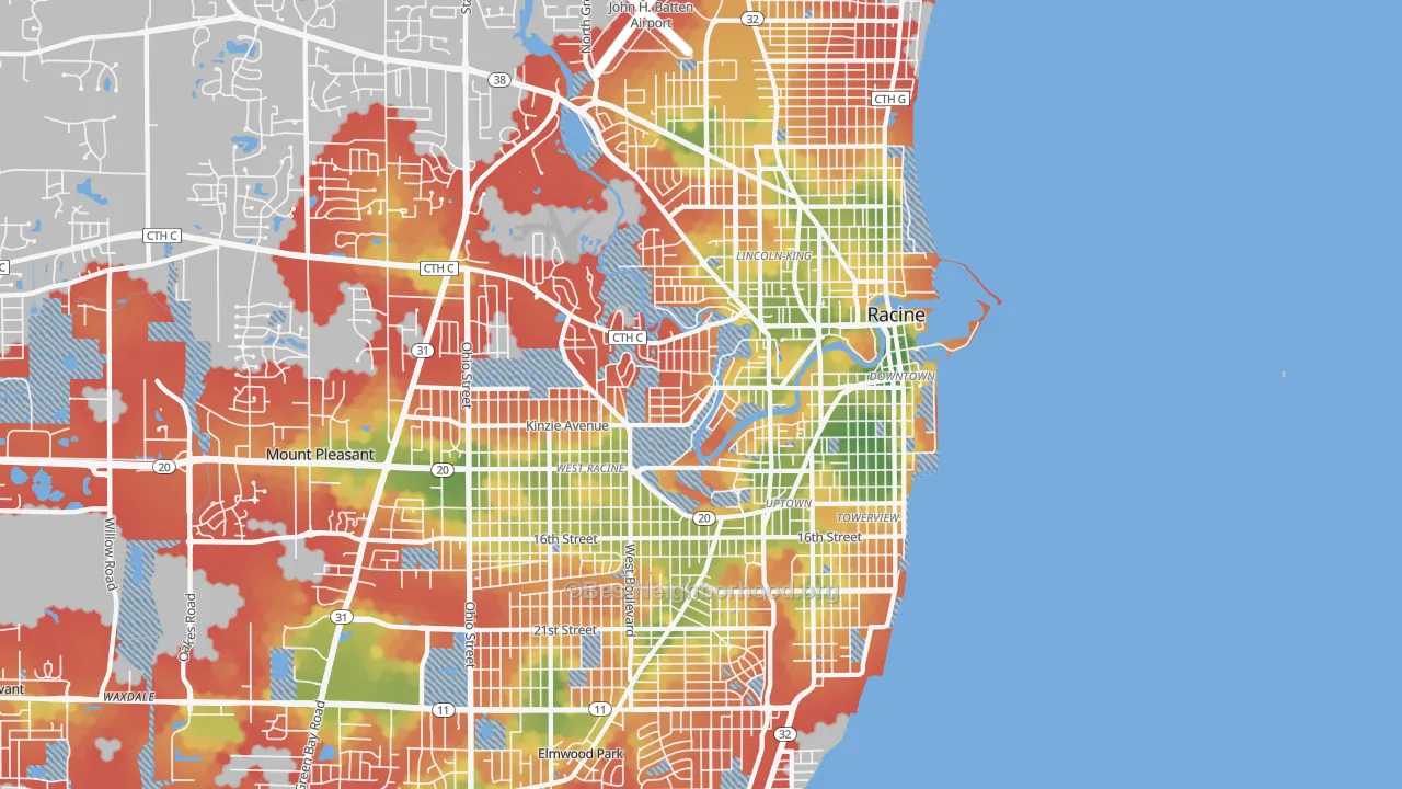 Walk Grade map of Racine, WI, walkable areas in green and car-dependent areas in red