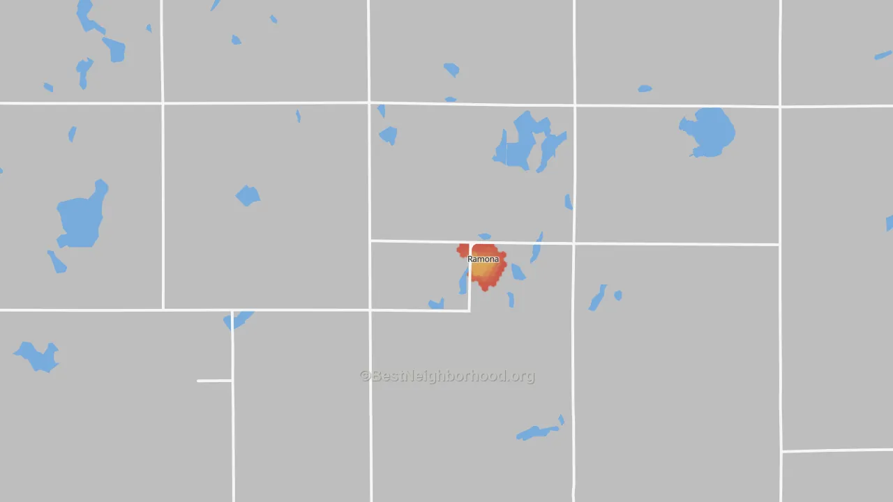 Walk Grade map of Ramona, SD, walkable areas in green and car-dependent areas in red