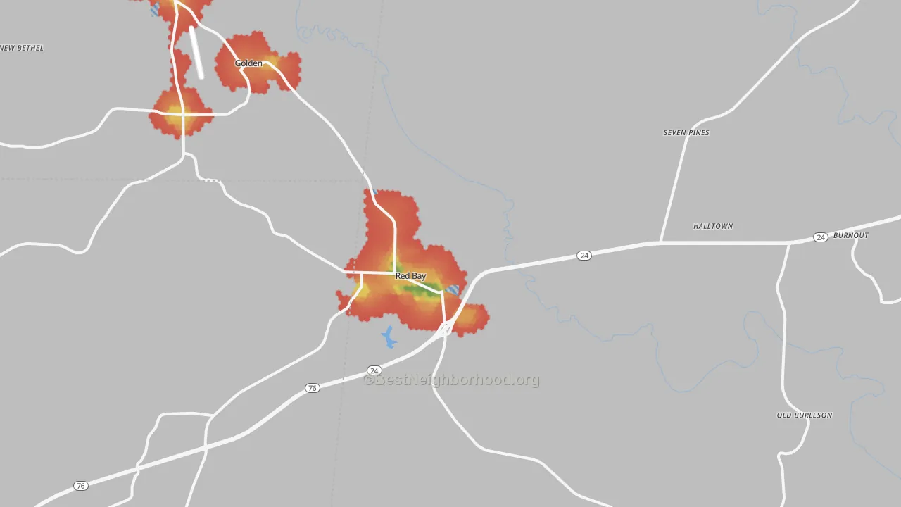 Walk Grade map of Red Bay, AL, walkable areas in green and car-dependent areas in red