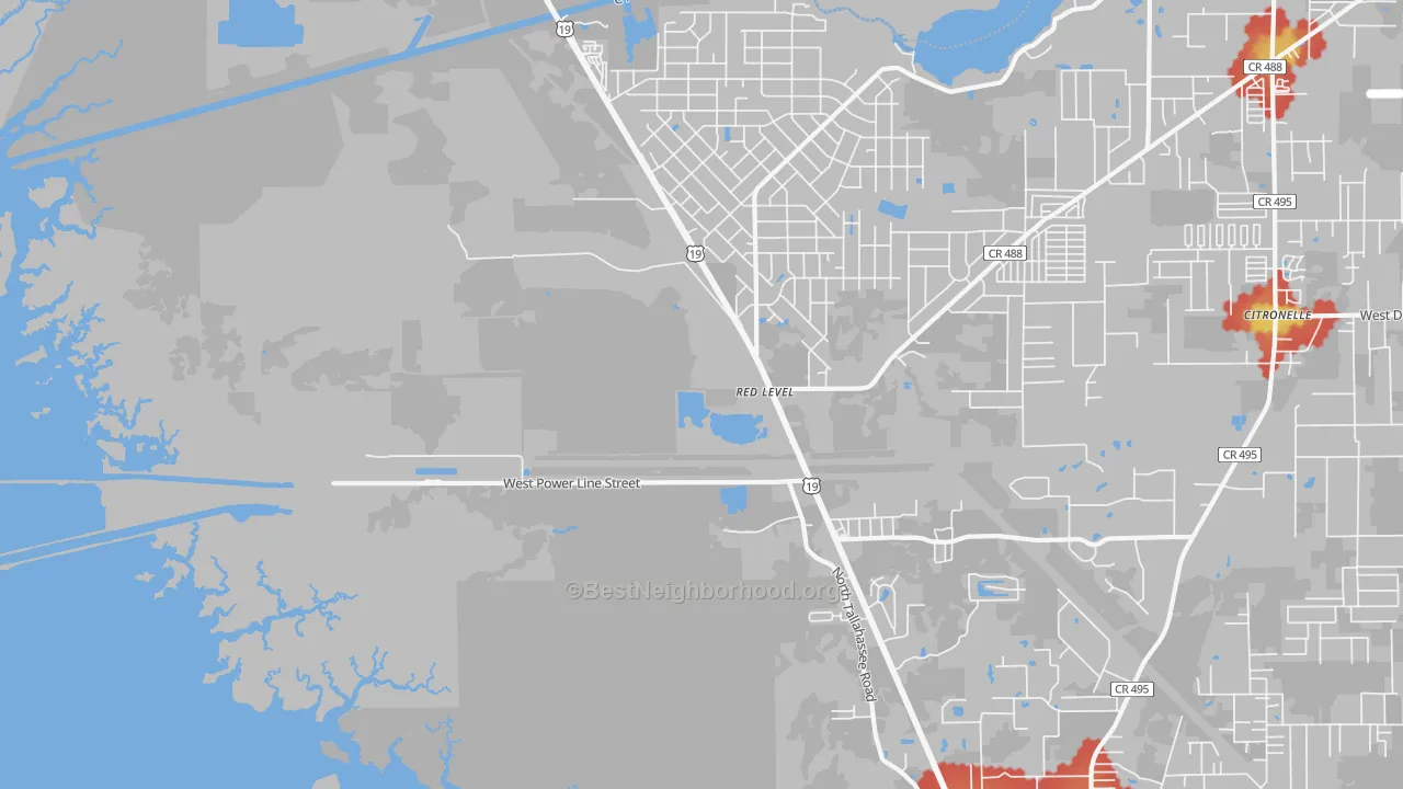 Walk Grade map of Red Level, FL, walkable areas in green and car-dependent areas in red
