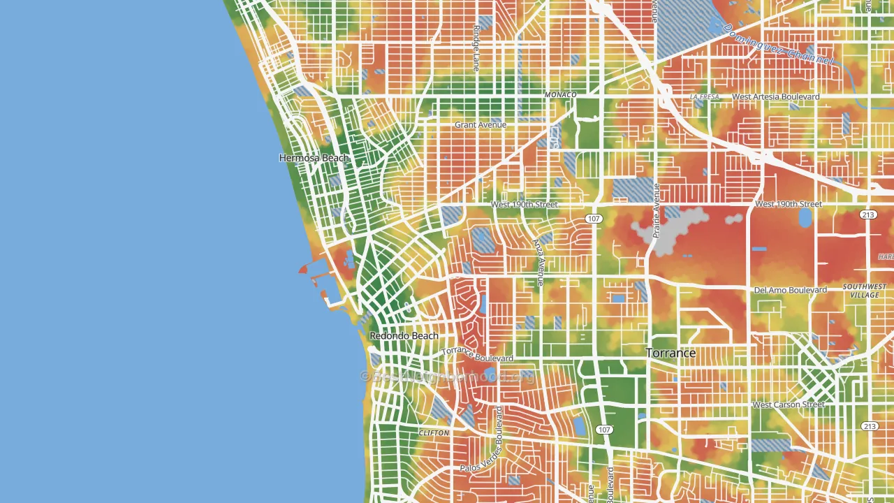 Walk Grade map of Redondo Beach, CA, walkable areas in green and car-dependent areas in red