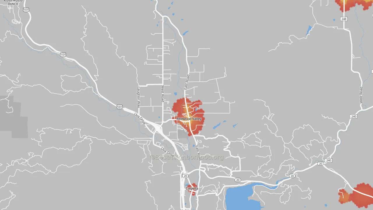 Walk Grade map of Redwood Valley, CA, walkable areas in green and car-dependent areas in red