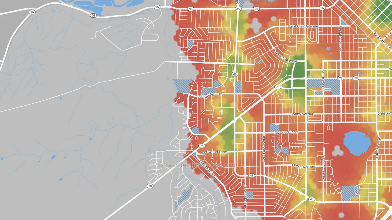 Walk Grade map of Regency, Pueblo, CO, walkable areas in green and car-dependent areas in red