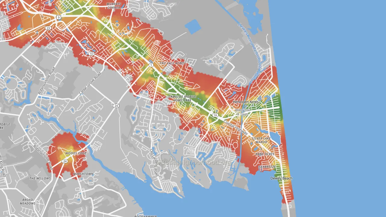 Walk Grade map of Rehoboth Beach, DE, walkable areas in green and car-dependent areas in red
