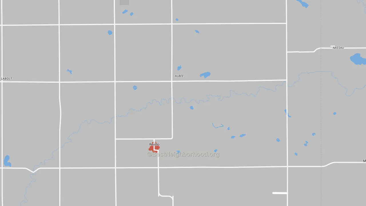Walk Grade map of Revillo, SD, walkable areas in green and car-dependent areas in red