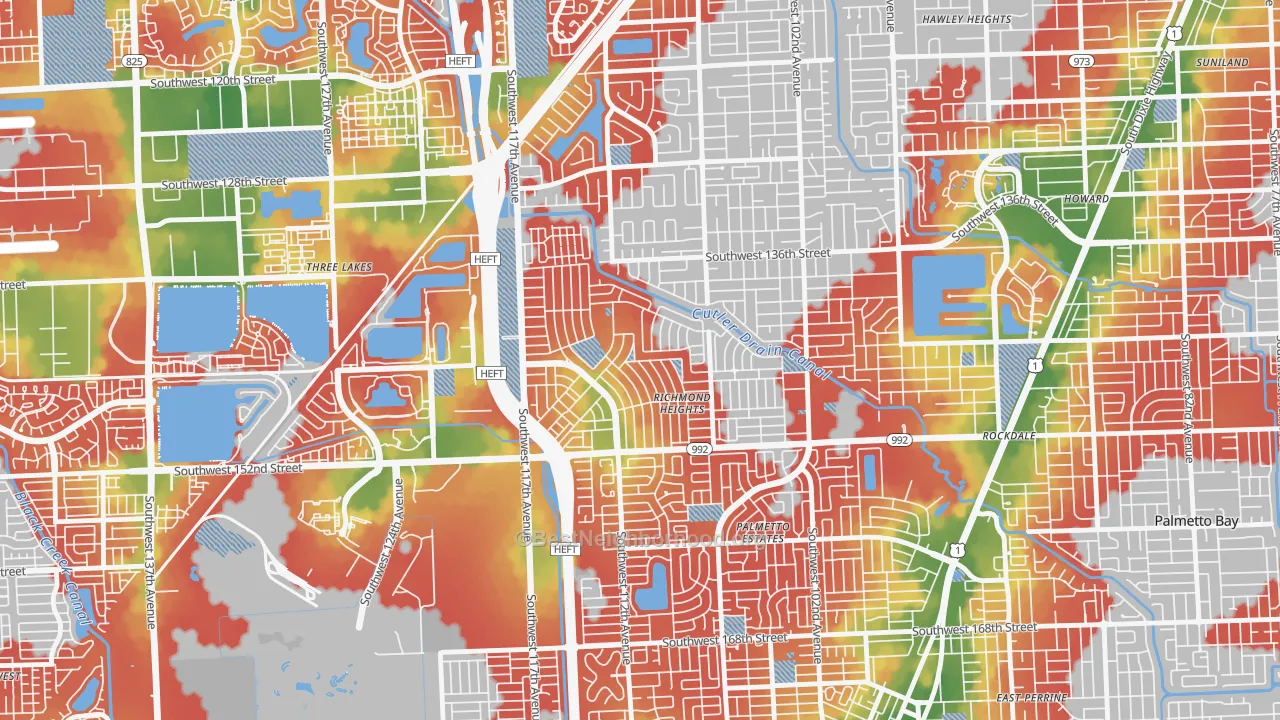 Walk Grade map of Richmond Heights, FL, walkable areas in green and car-dependent areas in red