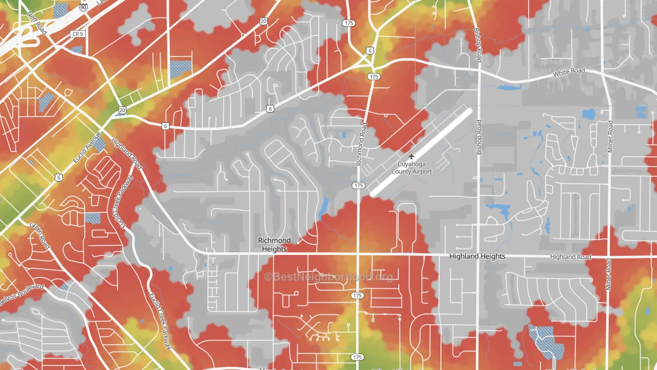 Walk Grade map of Richmond Heights, OH, walkable areas in green and car-dependent areas in red