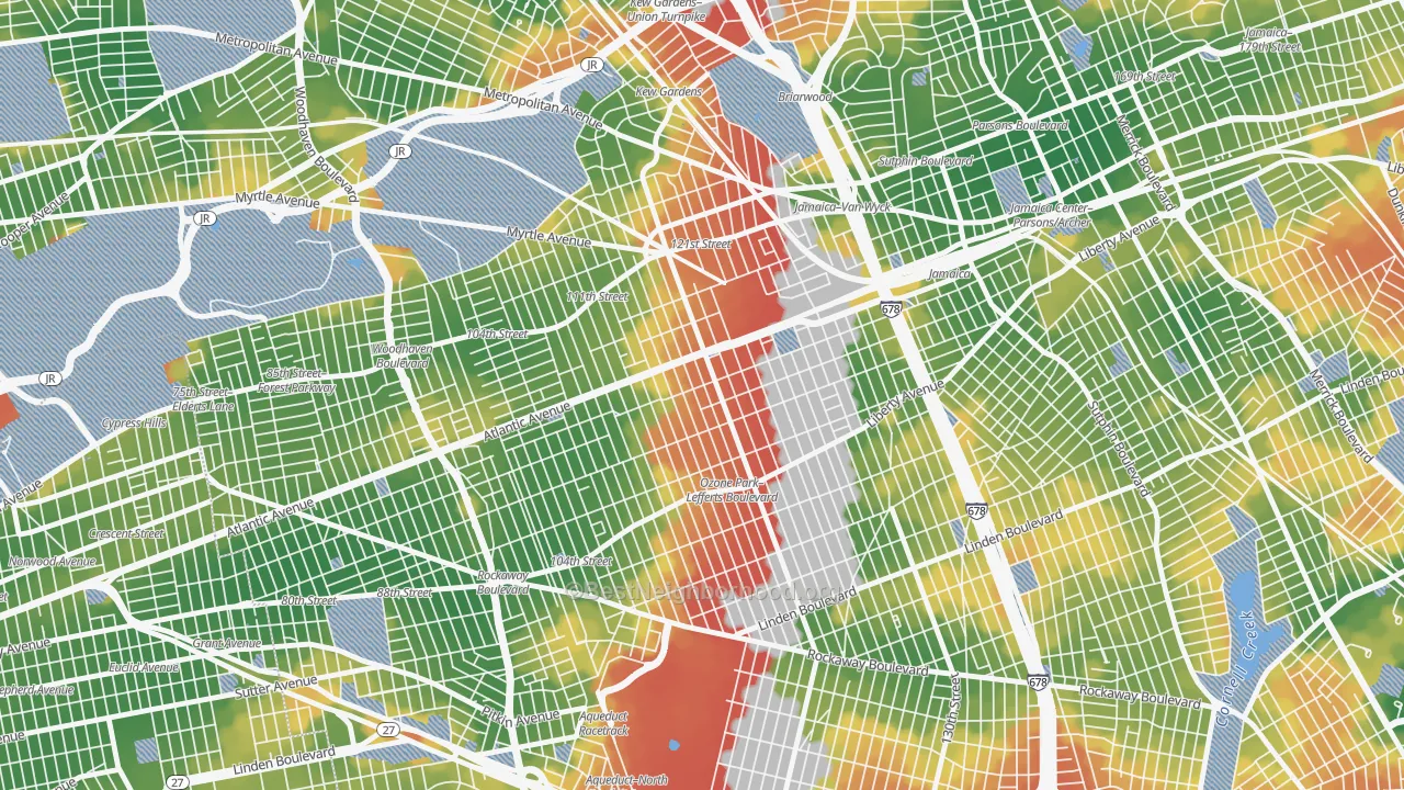Walk Grade map of Richmond Hill, Queens, NY, walkable areas in green and car-dependent areas in red
