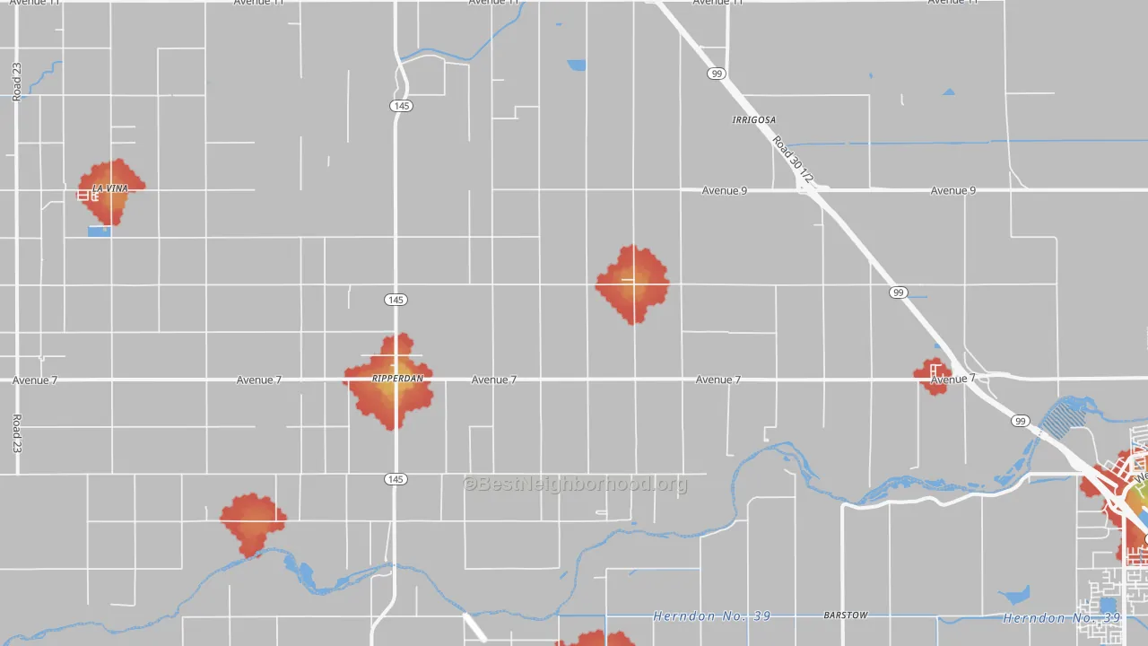 Walk Grade map of Ripperdan, CA, walkable areas in green and car-dependent areas in red