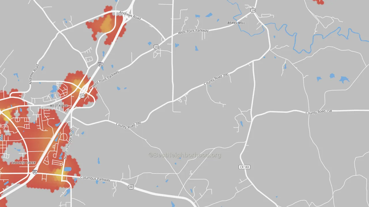 Walk Grade map of Roanoke Junction, AL, walkable areas in green and car-dependent areas in red