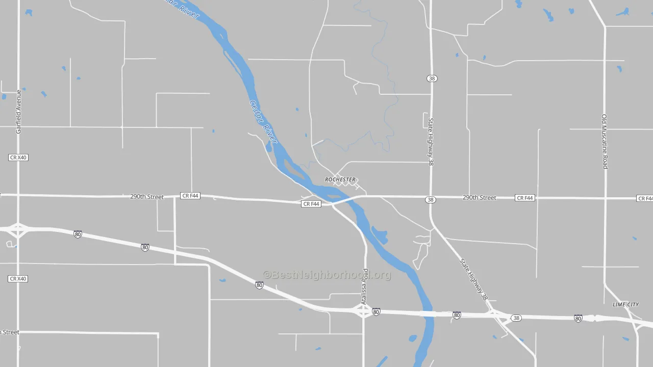 Walk Grade map of Rochester, IA, walkable areas in green and car-dependent areas in red