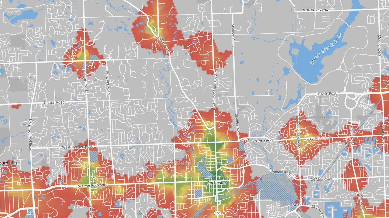 Walk Grade map of Rochester, MI, walkable areas in green and car-dependent areas in red