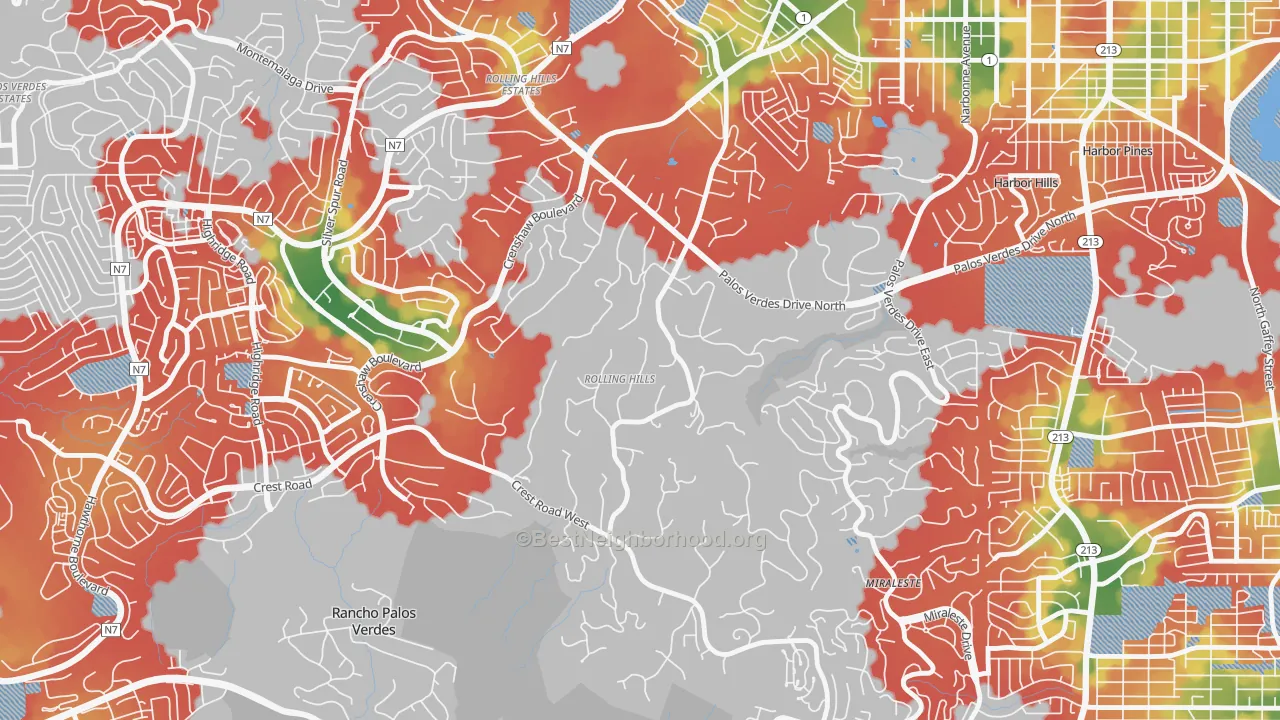 Walk Grade map of Rolling Hills, CA, walkable areas in green and car-dependent areas in red
