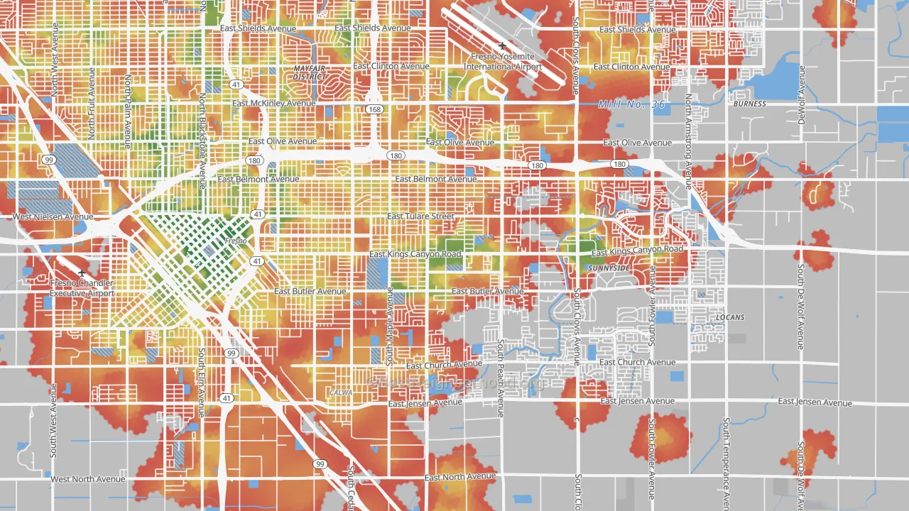 Walk Grade map of Roosevelt, Fresno, CA, walkable areas in green and car-dependent areas in red