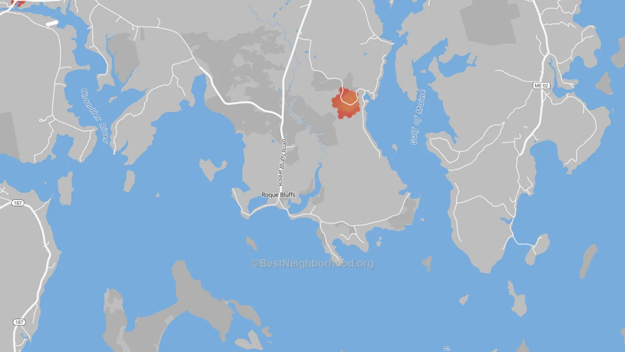Walk Grade map of Roque Bluffs, ME, walkable areas in green and car-dependent areas in red