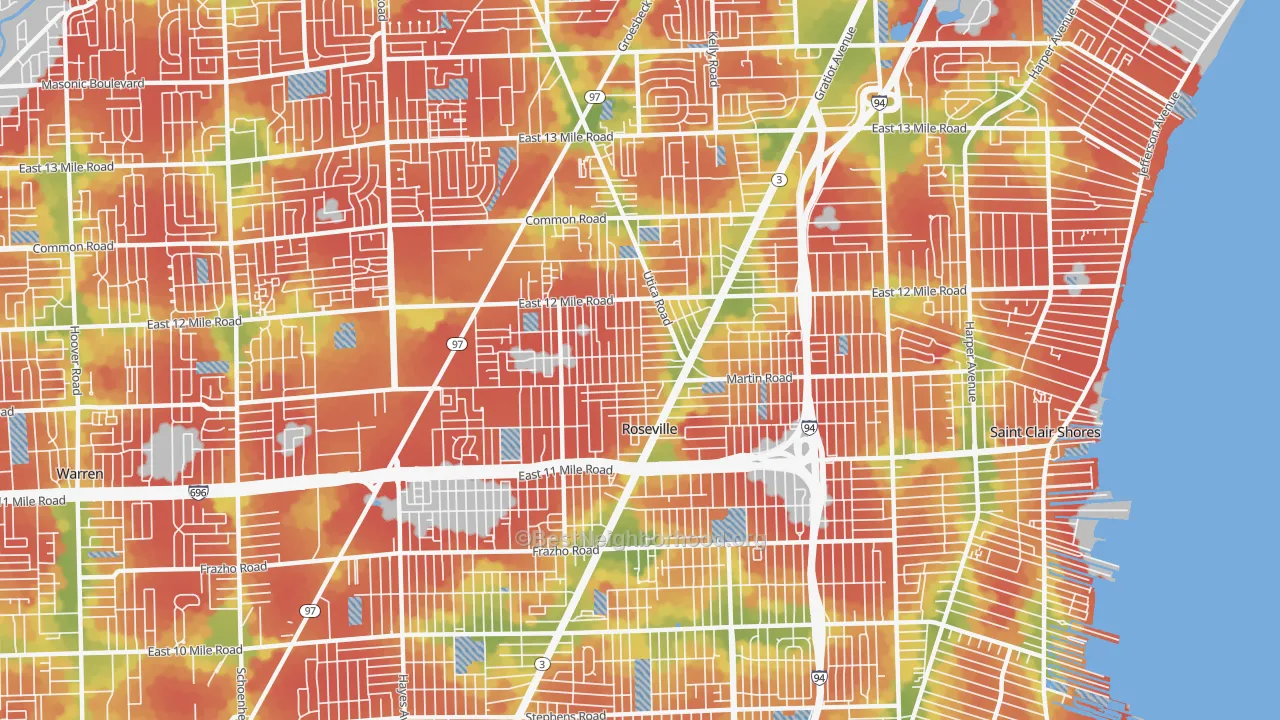 Walk Grade map of Roseville, MI, walkable areas in green and car-dependent areas in red