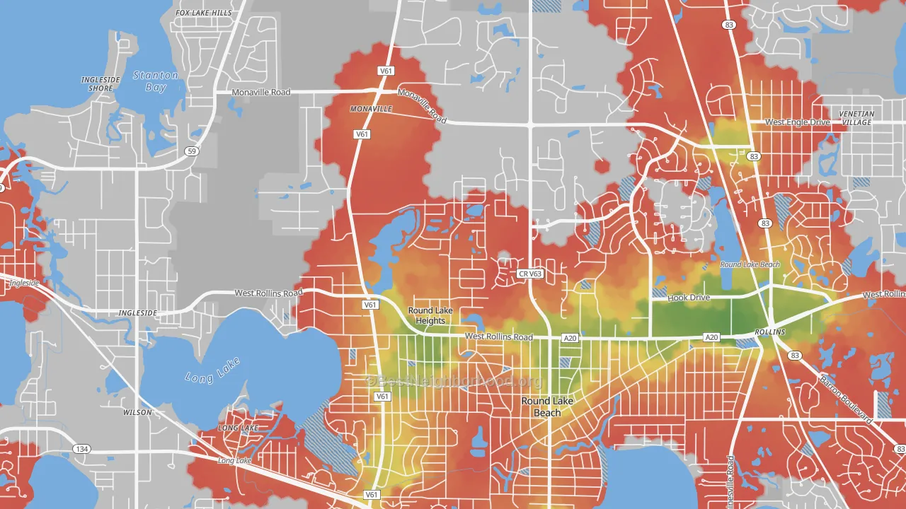 Walk Grade map of Round Lake Heights, IL, walkable areas in green and car-dependent areas in red