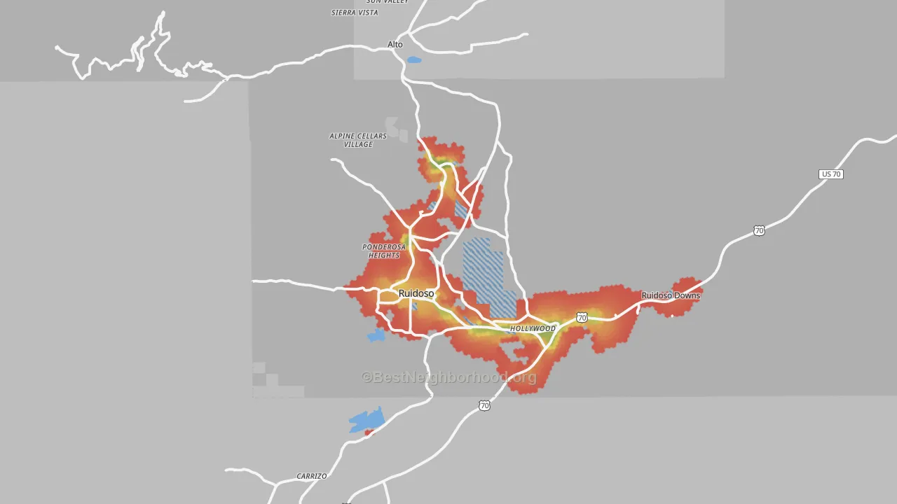 Walk Grade map of Ruidoso, NM, walkable areas in green and car-dependent areas in red