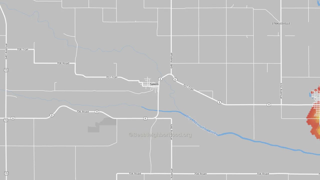 Walk Grade map of Salem, NE, walkable areas in green and car-dependent areas in red