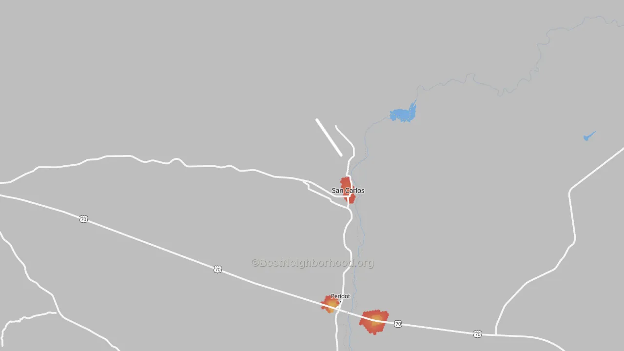 Walk Grade map of San Carlos, AZ, walkable areas in green and car-dependent areas in red