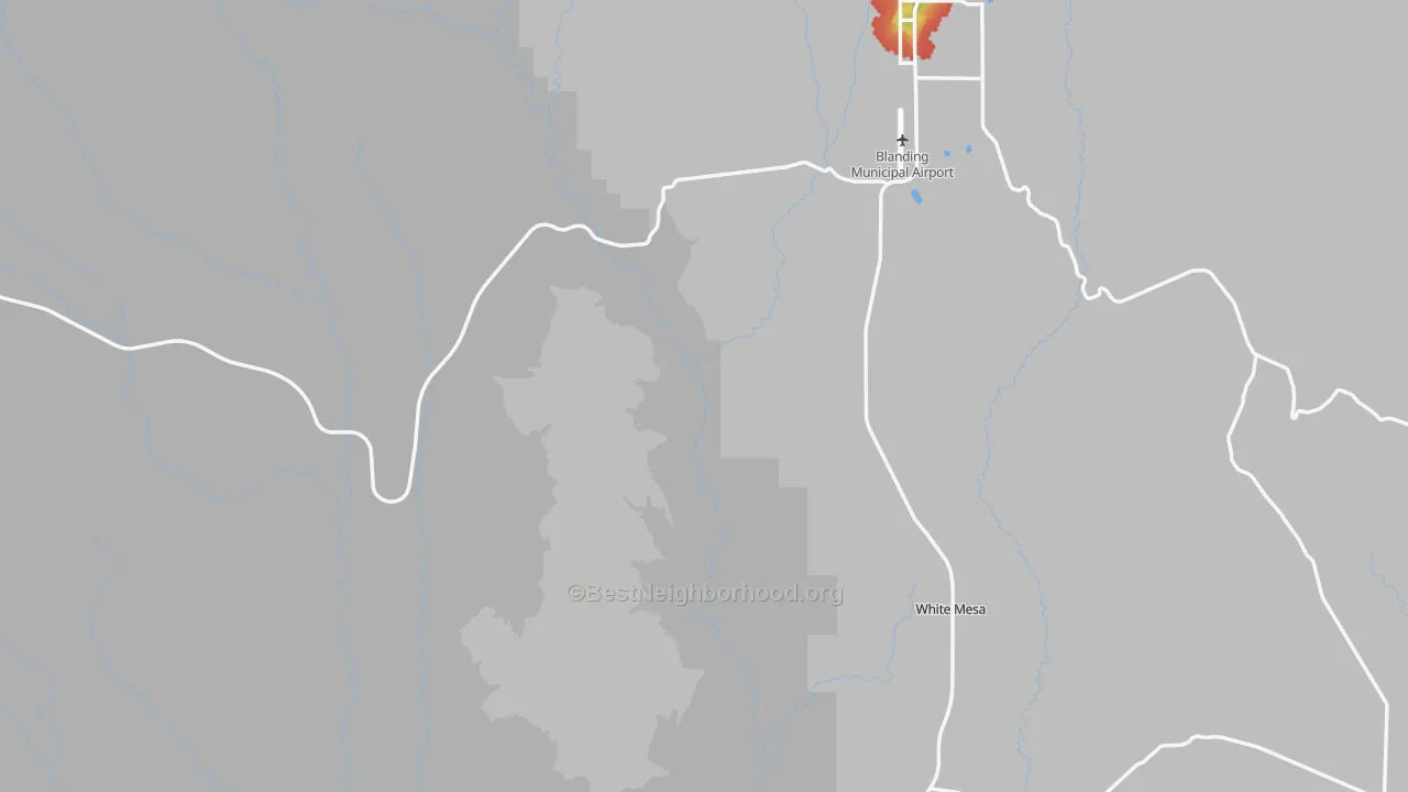 Walk Grade map of San Juan County, UT, walkable areas in green and car-dependent areas in red