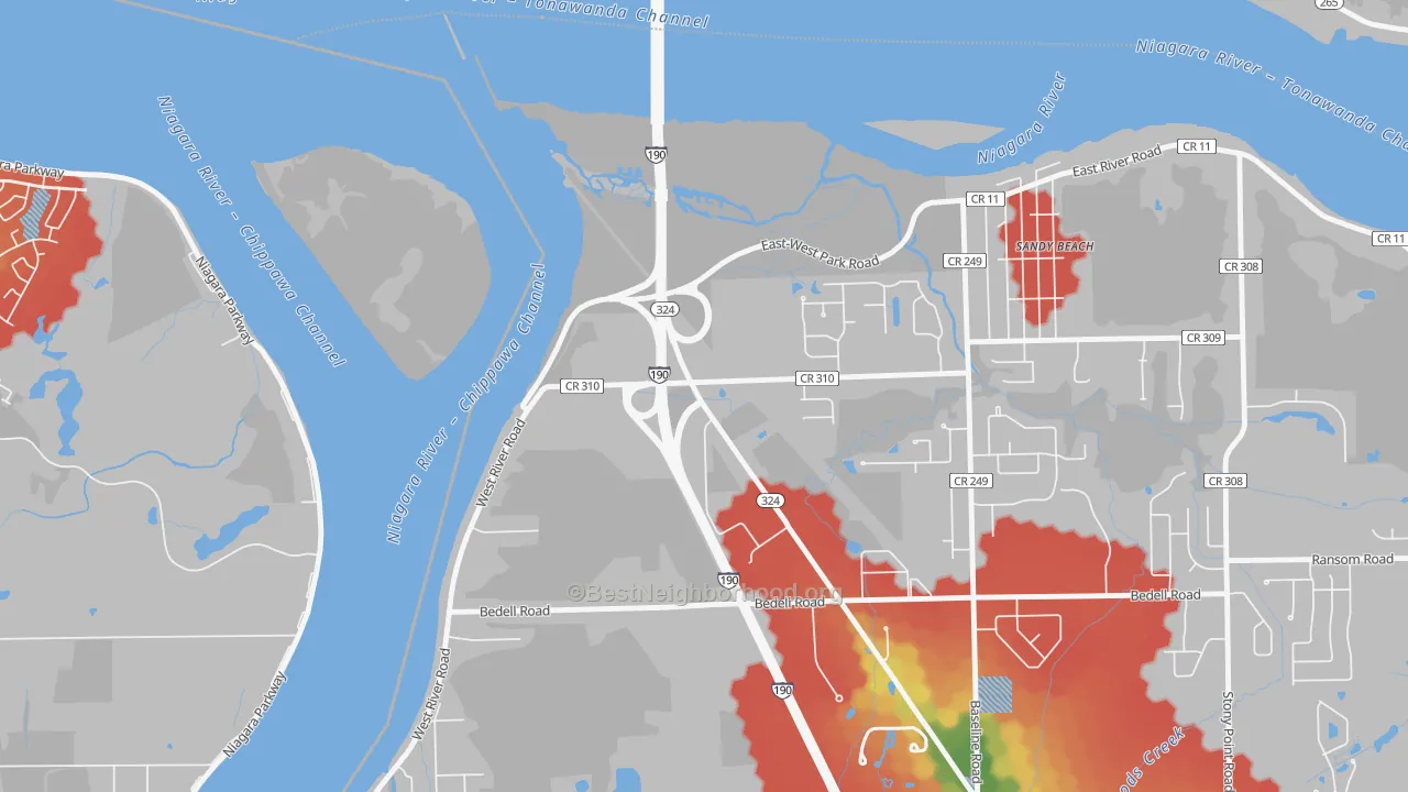 Walk Grade map of Sandy Beach, NY, walkable areas in green and car-dependent areas in red