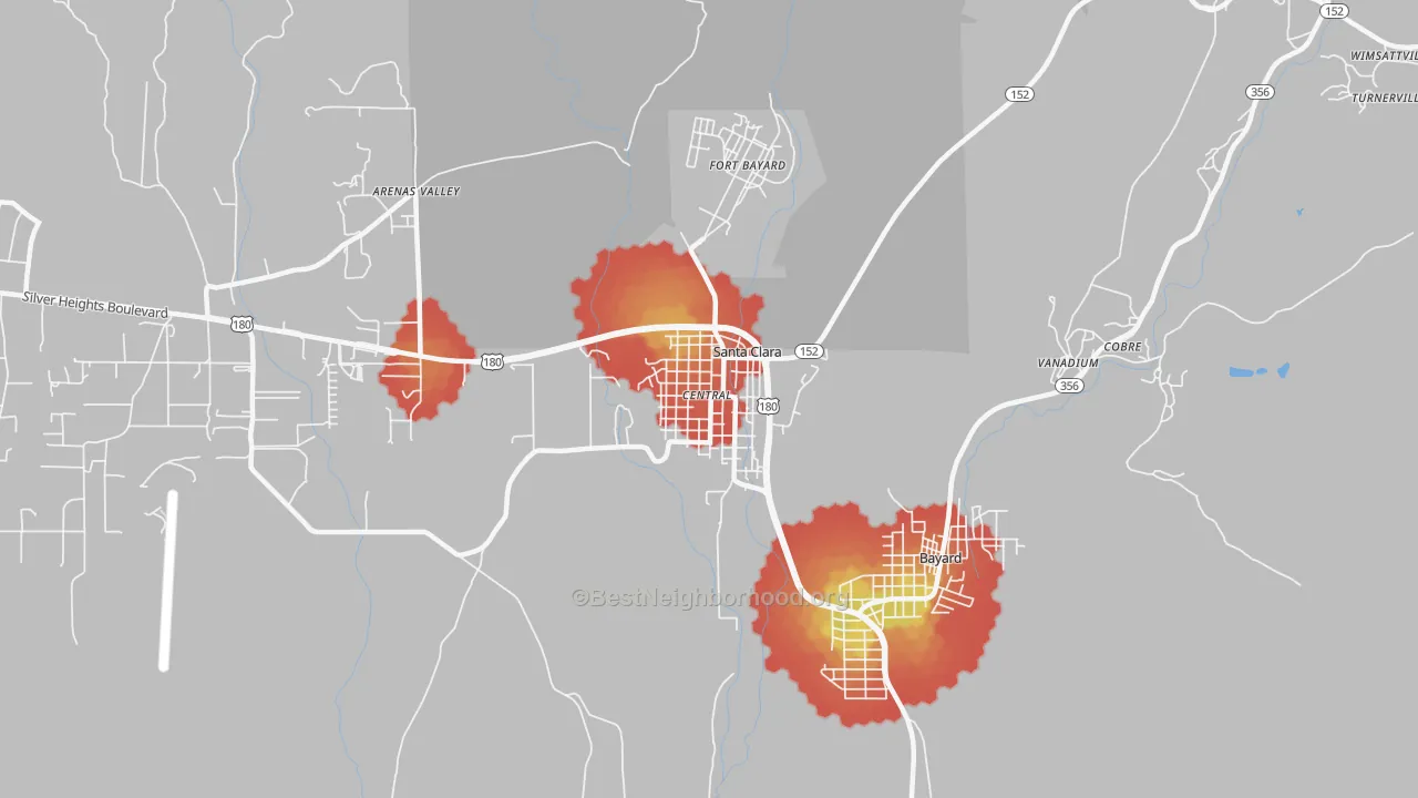 Walk Grade map of Santa Clara, NM, walkable areas in green and car-dependent areas in red