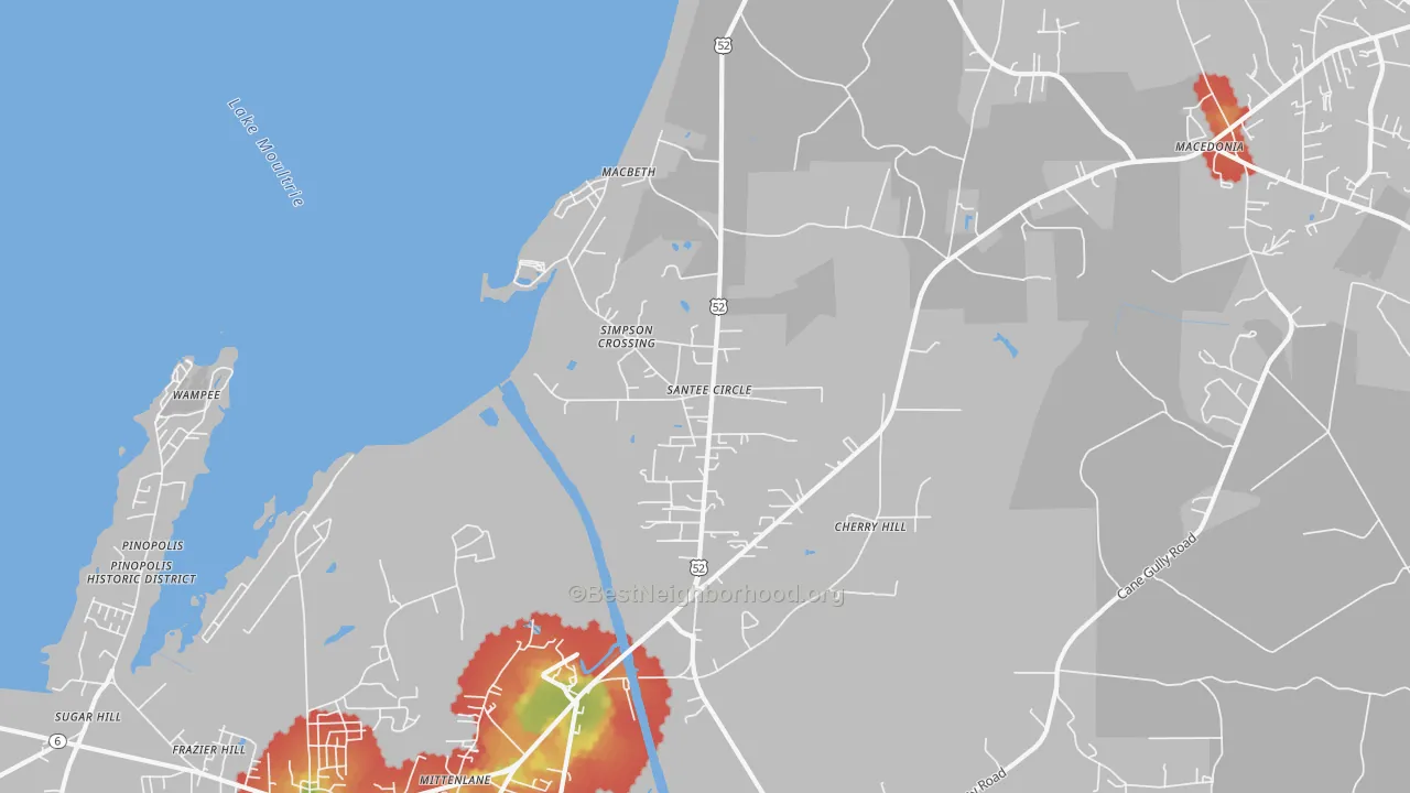 Walk Grade map of Santee Circle, SC, walkable areas in green and car-dependent areas in red