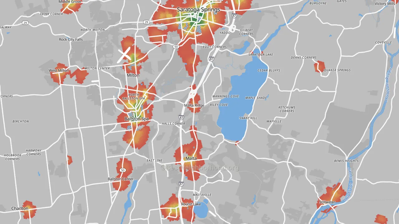 Walk Grade map of Saratoga County, NY, walkable areas in green and car-dependent areas in red