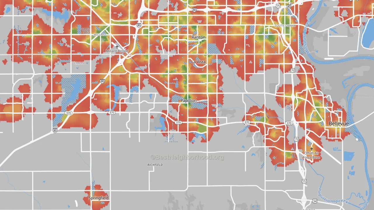 Walk Grade map of Sarpy County, NE, walkable areas in green and car-dependent areas in red