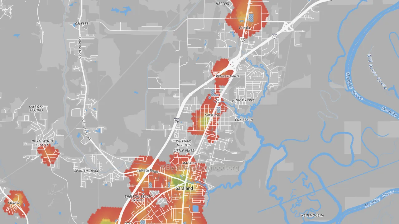 Walk Grade map of Satsuma, AL, walkable areas in green and car-dependent areas in red