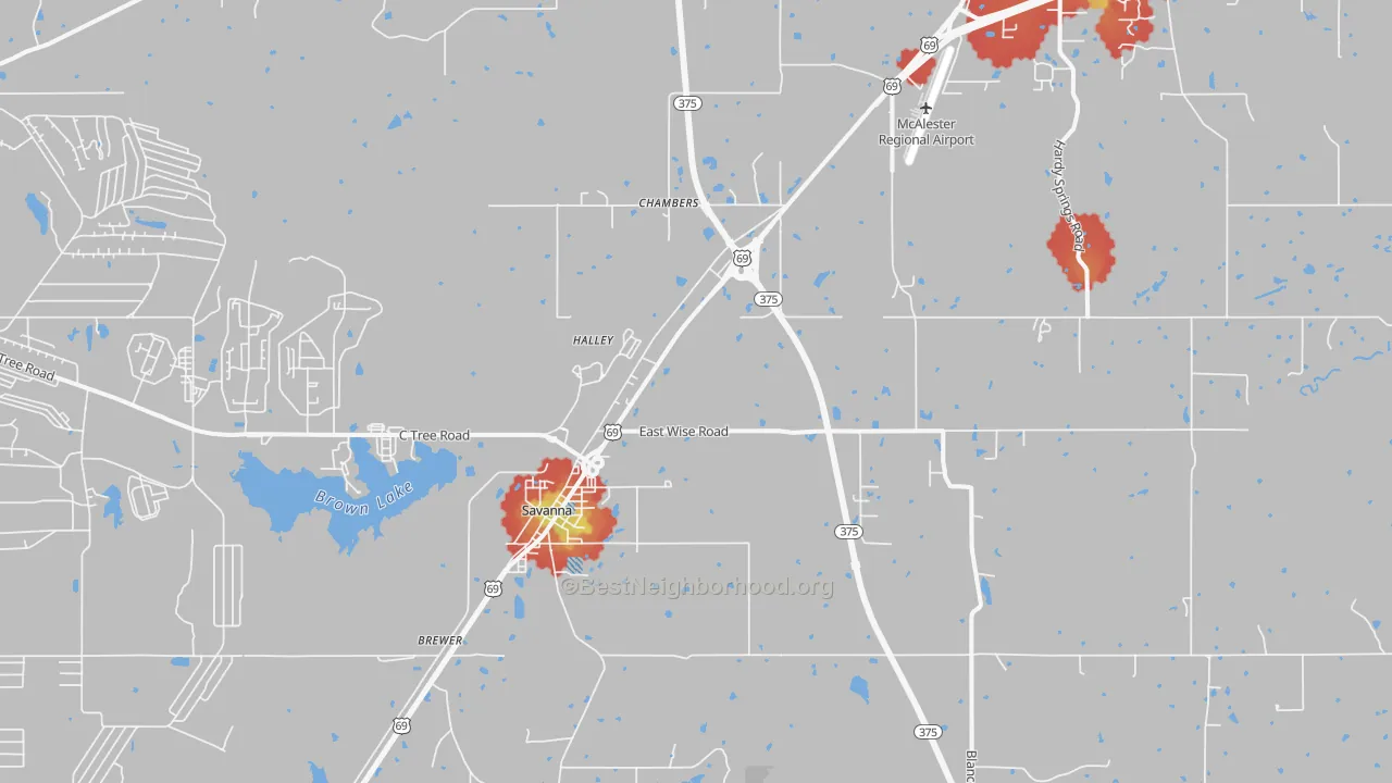 Walk Grade map of Savanna, OK, walkable areas in green and car-dependent areas in red