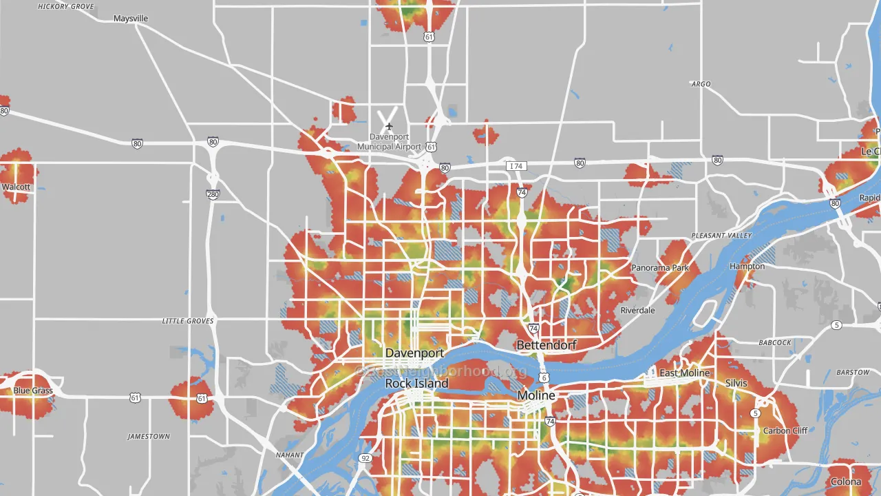 Walk Grade map of Scott County, IA, walkable areas in green and car-dependent areas in red