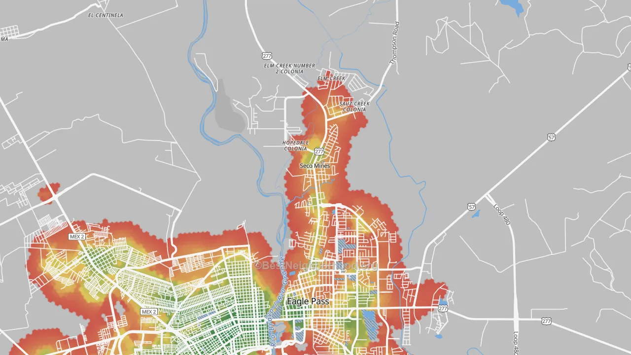 Walk Grade map of Seco Mines, TX, walkable areas in green and car-dependent areas in red