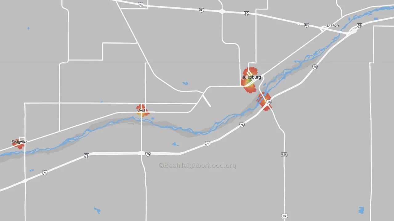 Walk Grade map of Sedgwick County, CO, walkable areas in green and car-dependent areas in red