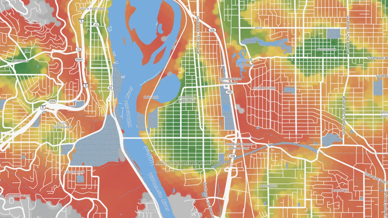 Walk Grade map of Sellwood-Moreland, Portland, OR, walkable areas in green and car-dependent areas in red