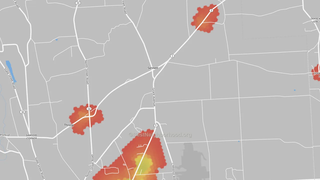 Walk Grade map of Sennett, NY, walkable areas in green and car-dependent areas in red