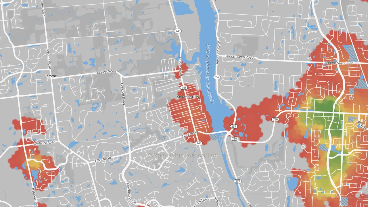 Walk Grade map of Shawnee Hills, OH, walkable areas in green and car-dependent areas in red