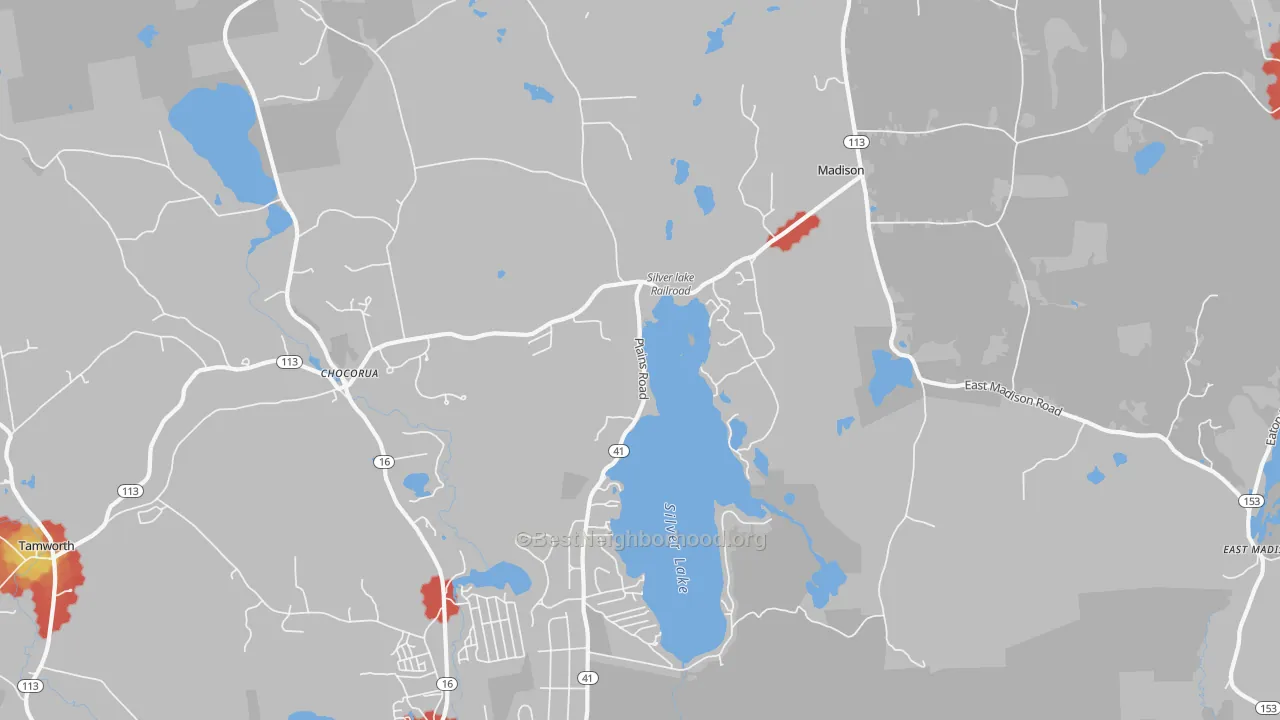 Walk Grade map of Silver Lake, NH, walkable areas in green and car-dependent areas in red