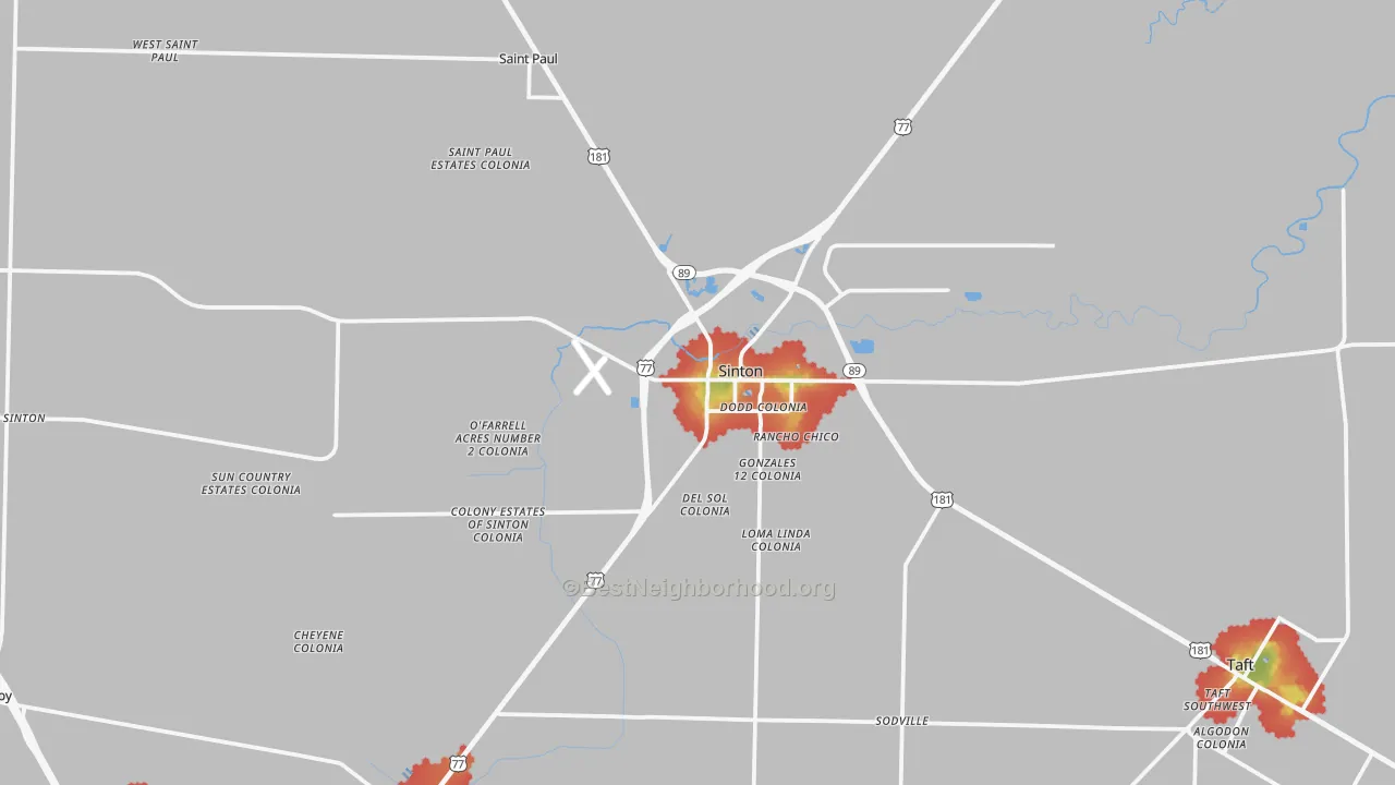 Walk Grade map of Sinton, TX, walkable areas in green and car-dependent areas in red