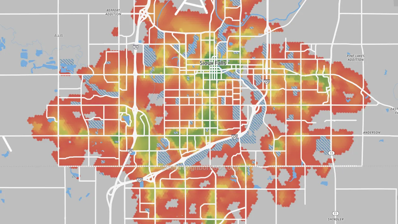 Walk Grade map of Sioux Falls, SD, walkable areas in green and car-dependent areas in red