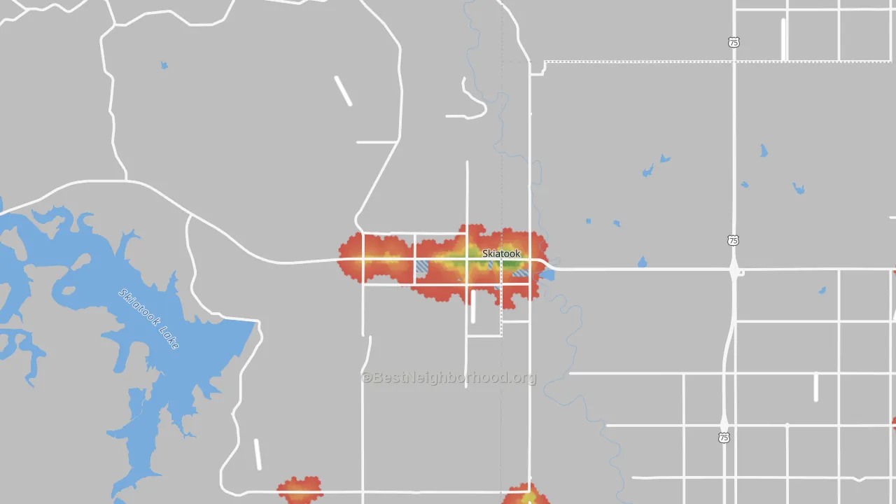 Walk Grade map of Skiatook, OK, walkable areas in green and car-dependent areas in red