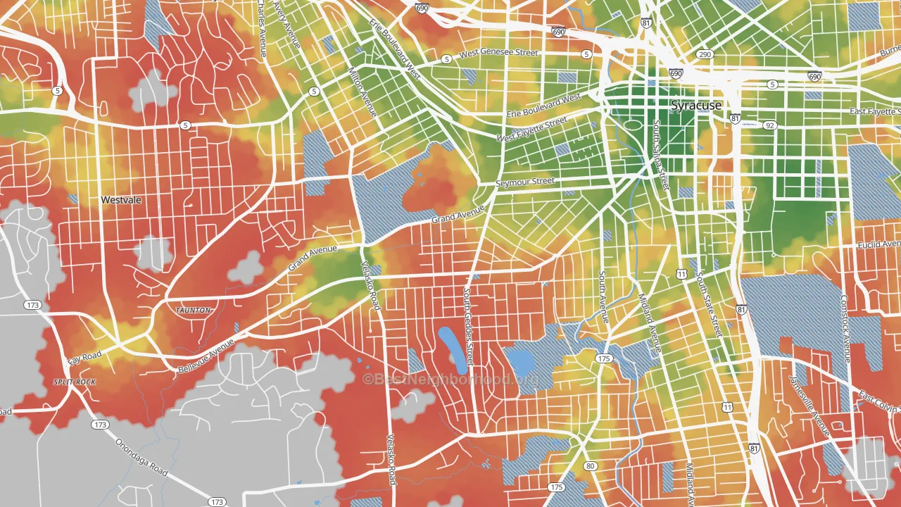 Walk Grade map of Skunk City, Syracuse, NY, walkable areas in green and car-dependent areas in red