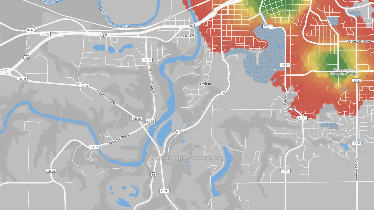 Walk Grade map of Skyline, MN, walkable areas in green and car-dependent areas in red