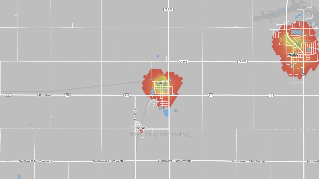 Walk Grade map of Slater, IA, walkable areas in green and car-dependent areas in red