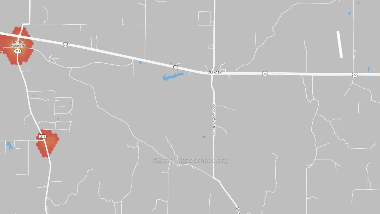 Walk Grade map of Slayden, MS, walkable areas in green and car-dependent areas in red