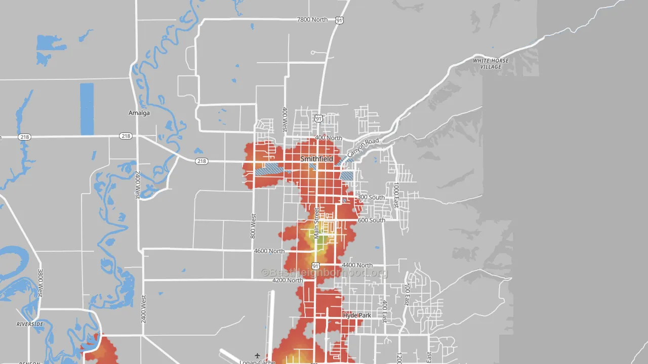 Walk Grade map of Smithfield, UT, walkable areas in green and car-dependent areas in red